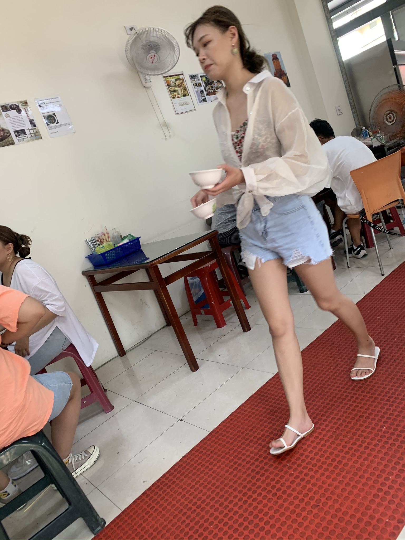 小黑人(8976401)