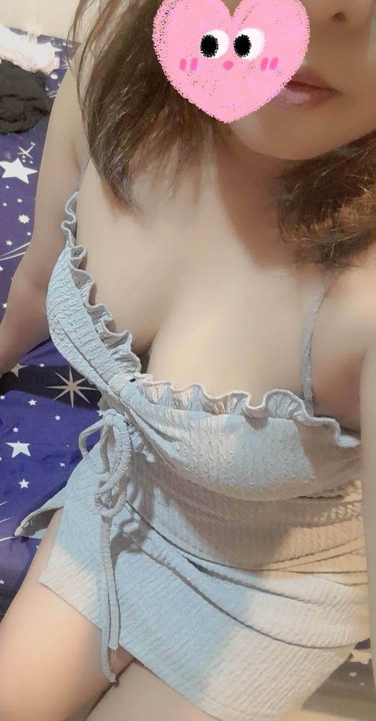 秉愛