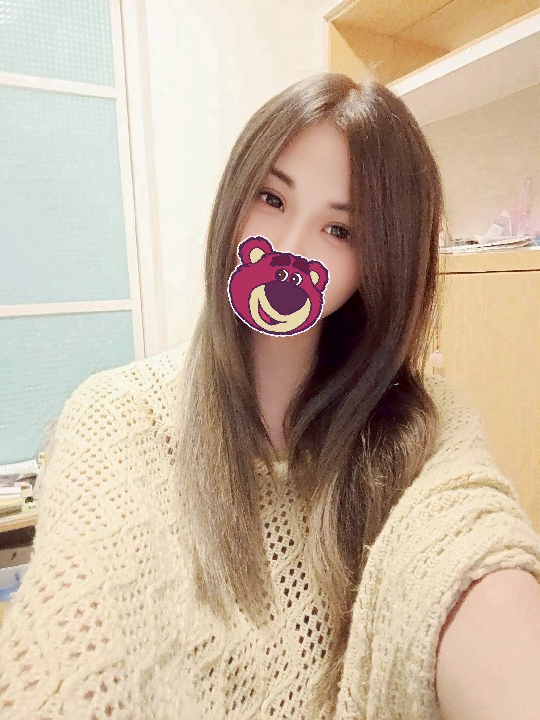 朵拉20歲